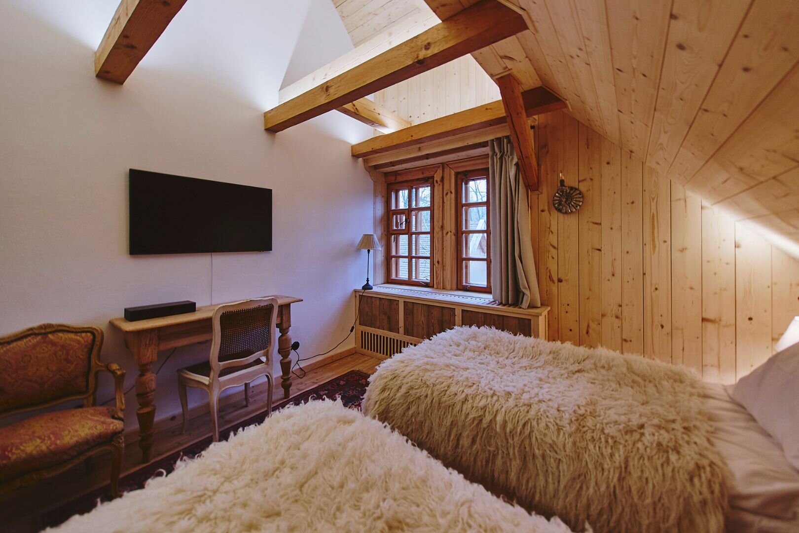 GOŚCINIEC JACZNO SPÓŁKA AKCYJNA - 10